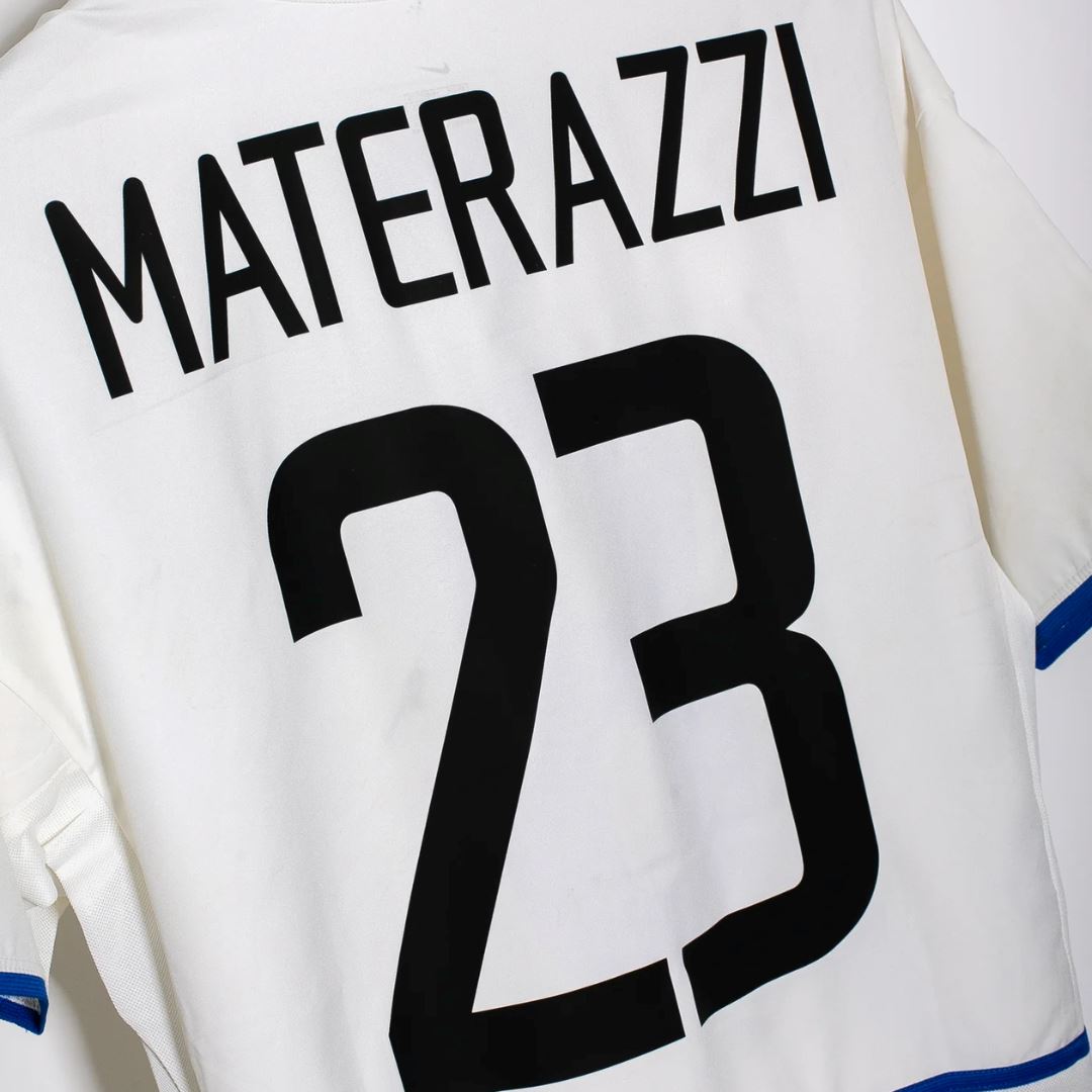 Internazionale Home Maillot de foot 2002 - 2003 Internazionale Home Maillot de foot 2002 - 2003