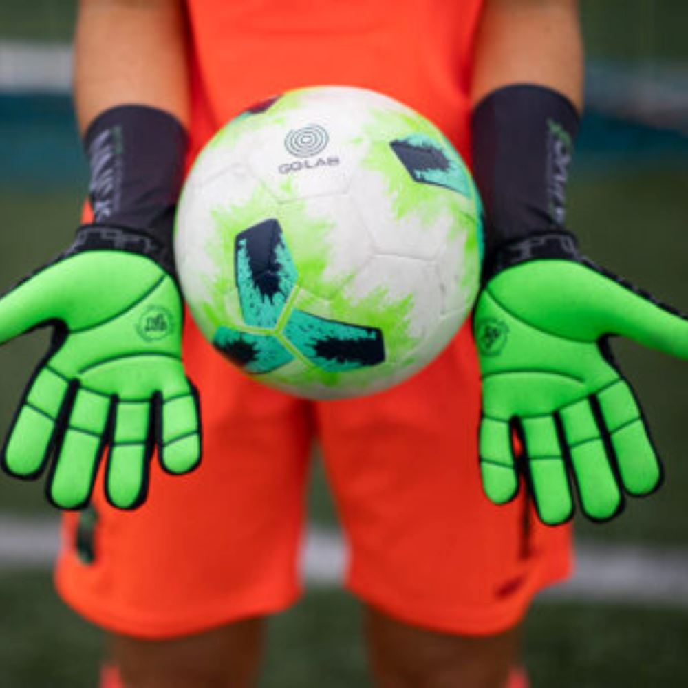 Goalkeeper Gloves – Skinn Wet by GGlab - ITASPORT