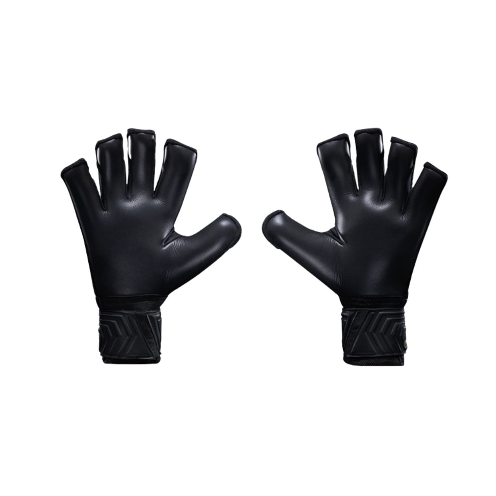 Goalkeeper Gloves - Gladiator Challenger v3 by Storelli - ITASPORT